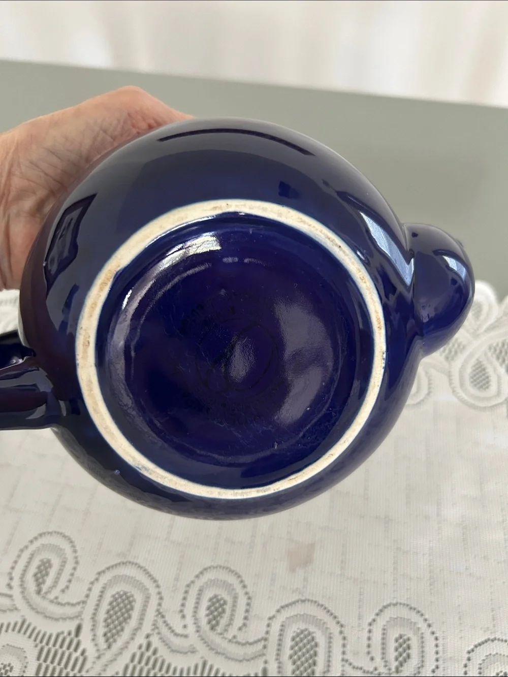 Vintage Blue Ceramic Teapot with Lid no call outs